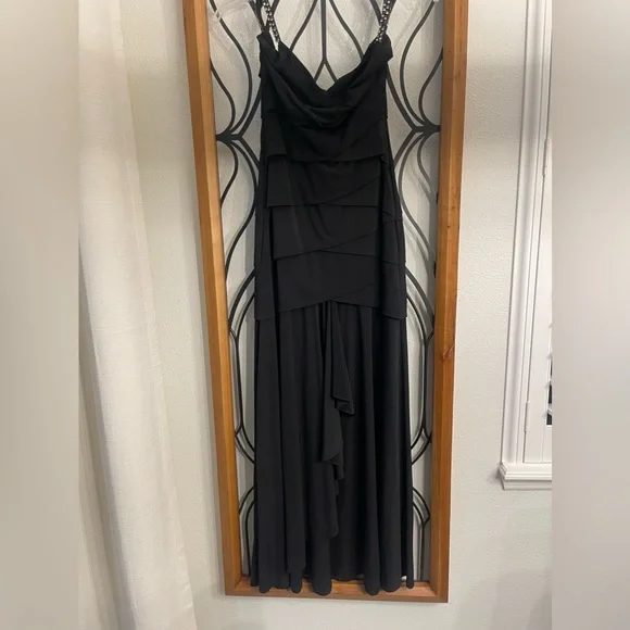 strapless open back dress V-Neck Pleated Long Dress with Slit main image 1